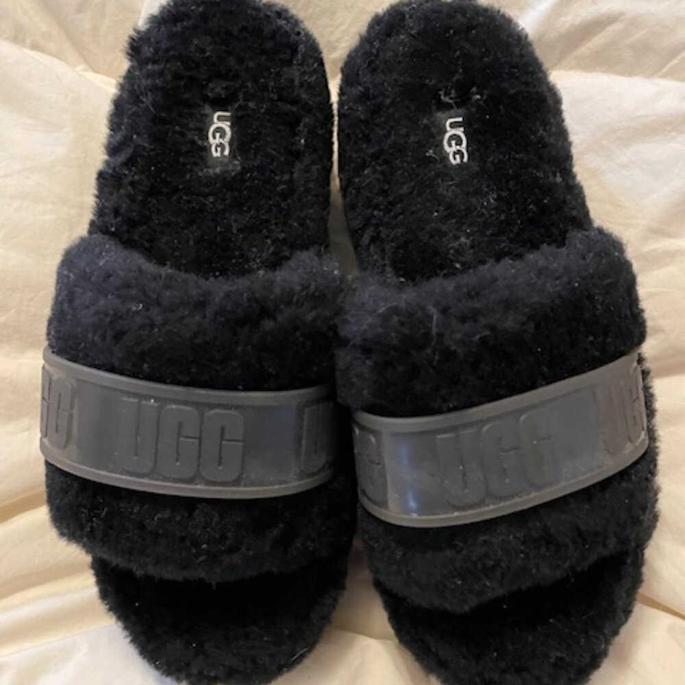 UGG Black Fluff Slide with Branded Strap